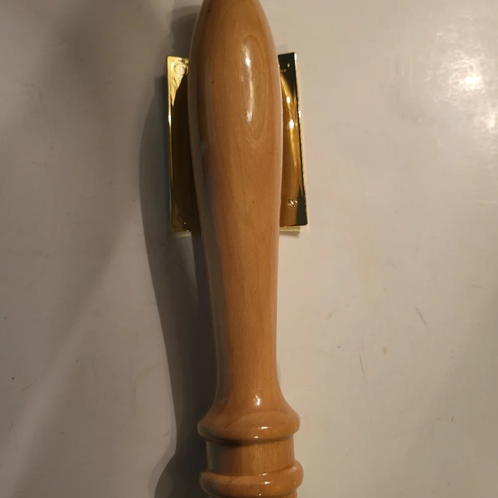Cupcake Vineyard Tap Handle Rare